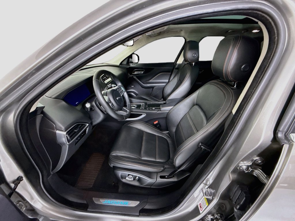 Used 2020 Jaguar F-PACE Prestige AWD/4WD image 19