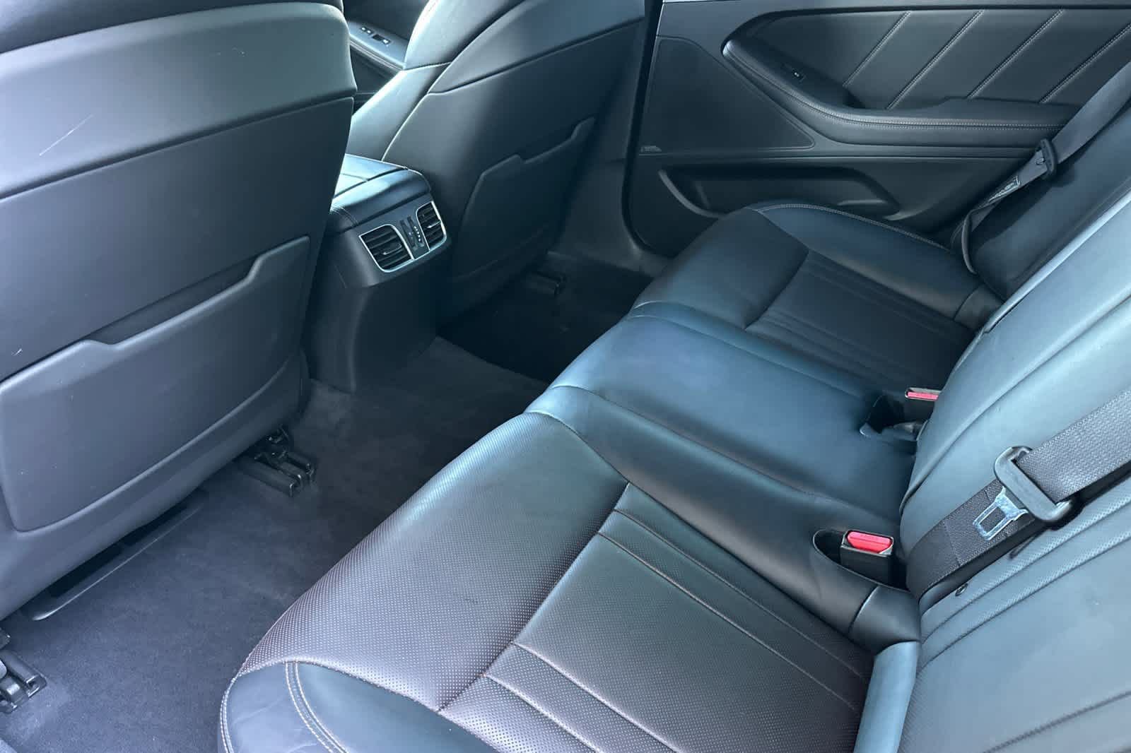 Used 2018 Genesis G80 3.3T Sport image 4