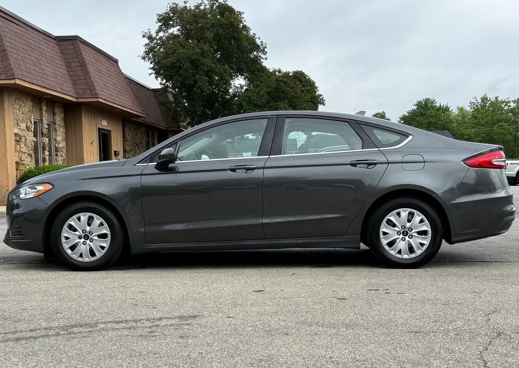 Used 2020 Ford Fusion S FWD image 2