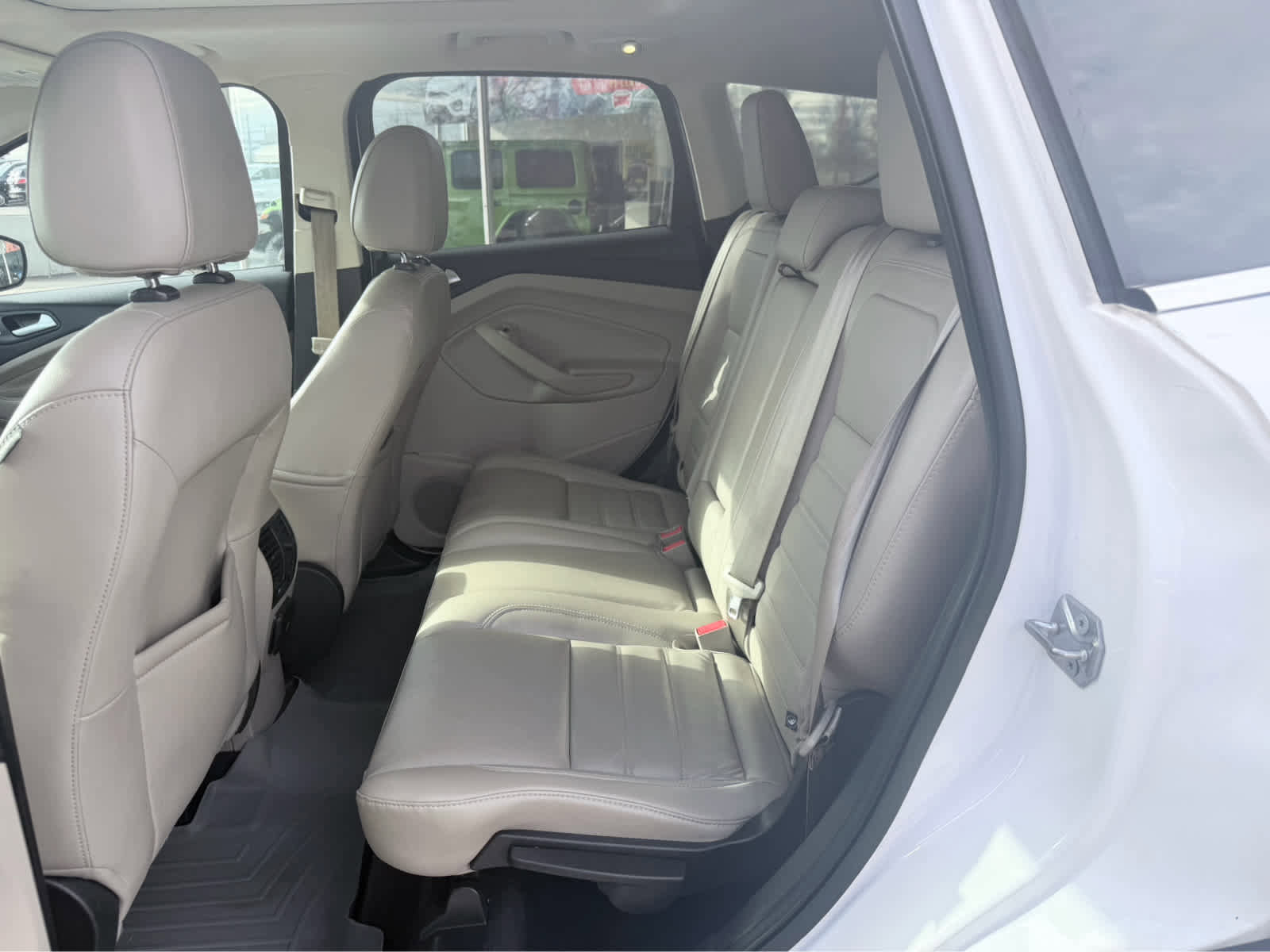 Used 2017 Ford Escape Titanium image 12