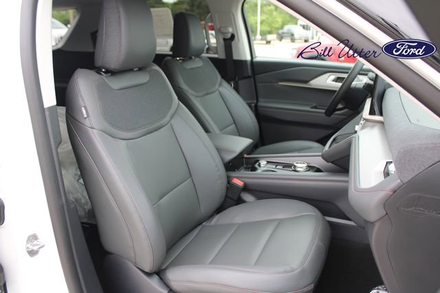 New 2026 Ford Explorer Active image 7