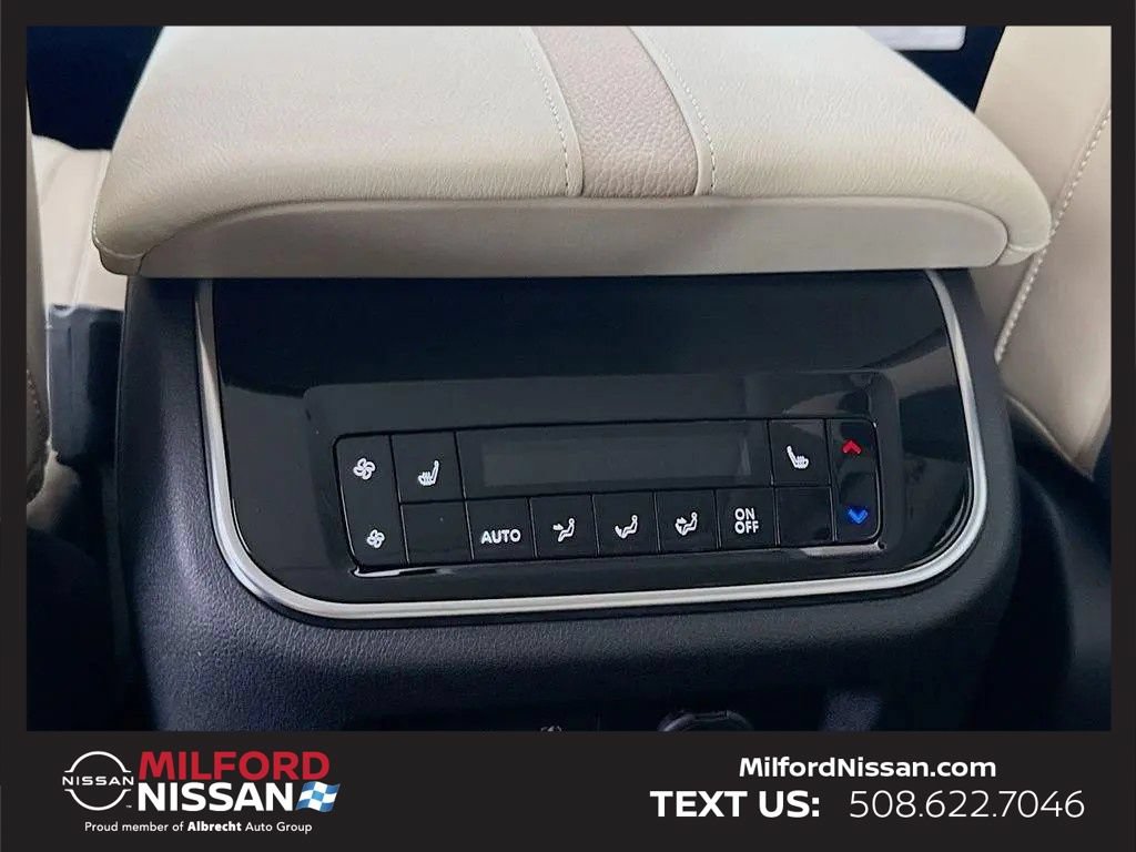 Used 2026 Nissan Armada Platinum AWD/4WD image 18