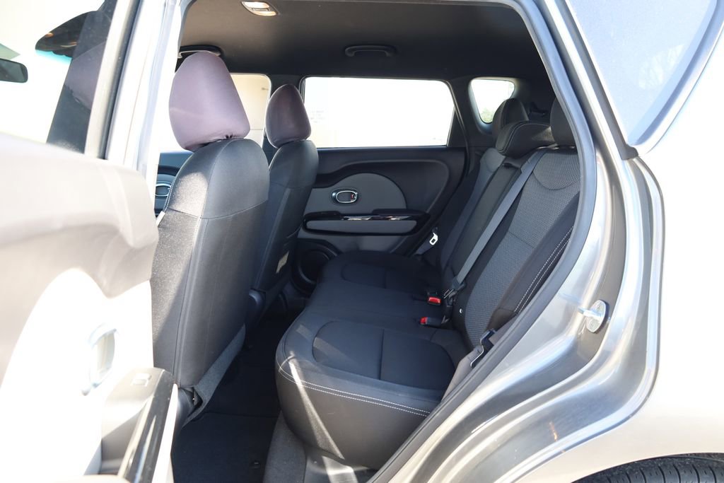Used 2017 Kia Soul + w/ Audio Package image 21