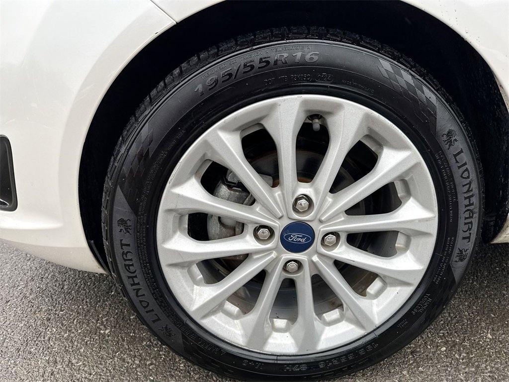 Used 2018 Ford Fiesta Titanium image 18
