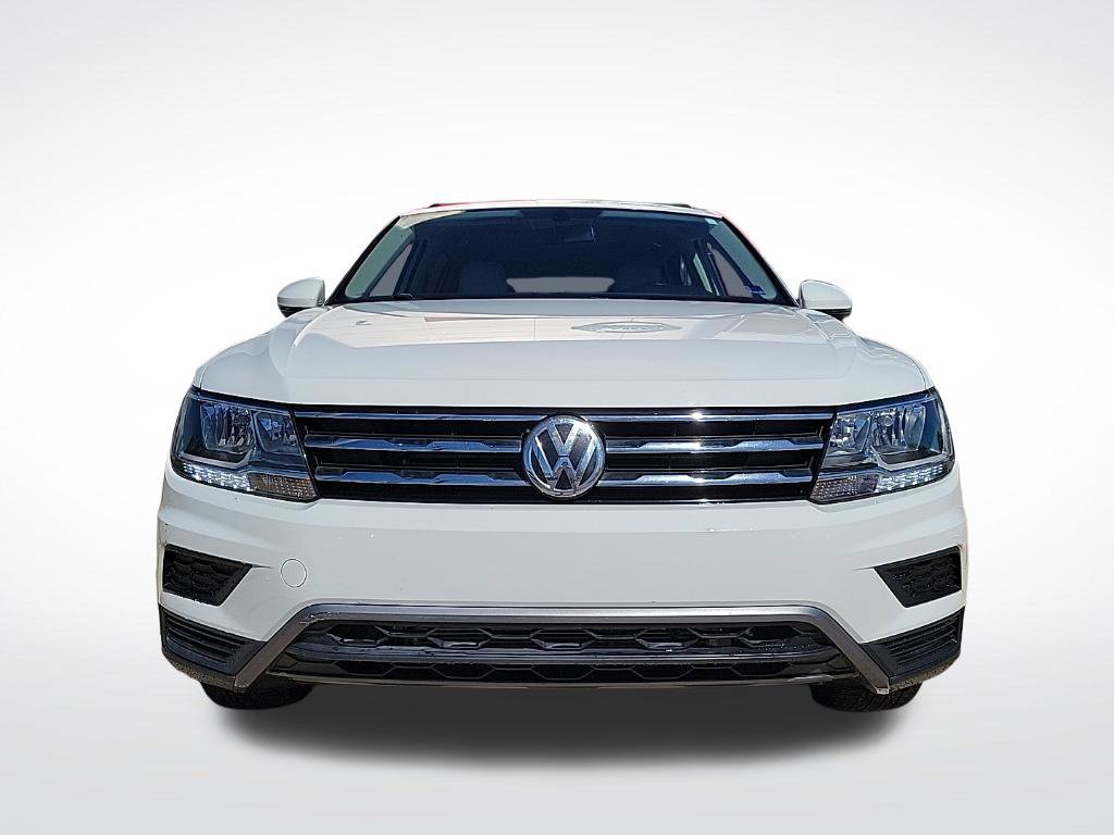 Used 2018 Volkswagen Tiguan SE w/ Panoramic Sunroof Package AWD/4WD image 7