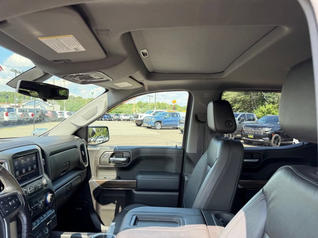 Used 2021 Chevrolet Silverado 1500 LT Trail Boss w/ Convenience Package II AWD/4WD image 15