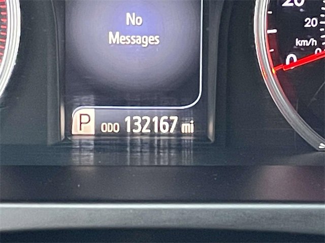 Used 2017 Toyota Camry SE image 29