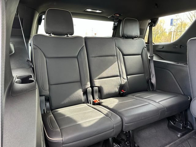 Used 2024 Chevrolet Tahoe Premier AWD/4WD image 13