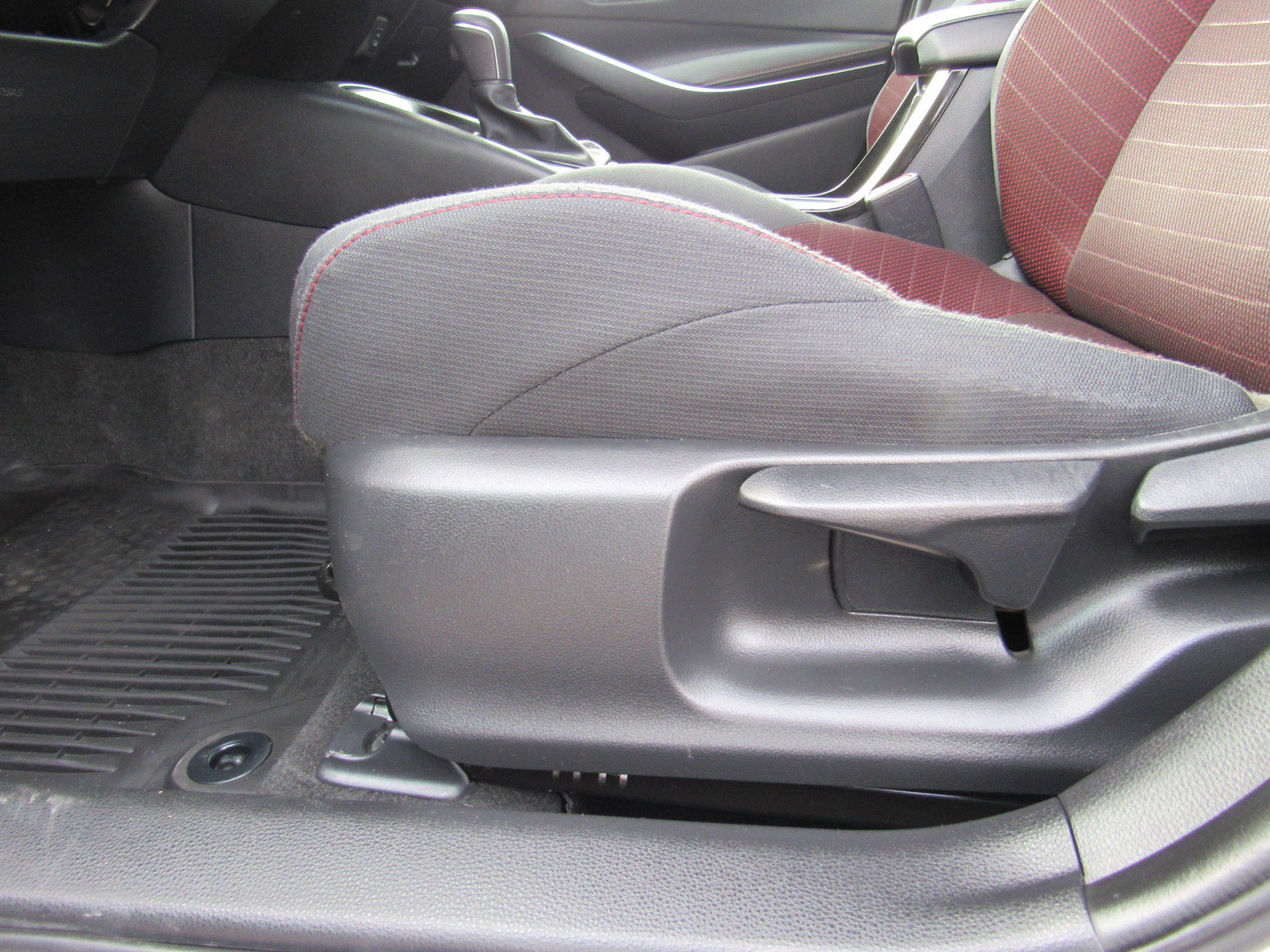 Used 2023 Toyota Corolla SE image 15