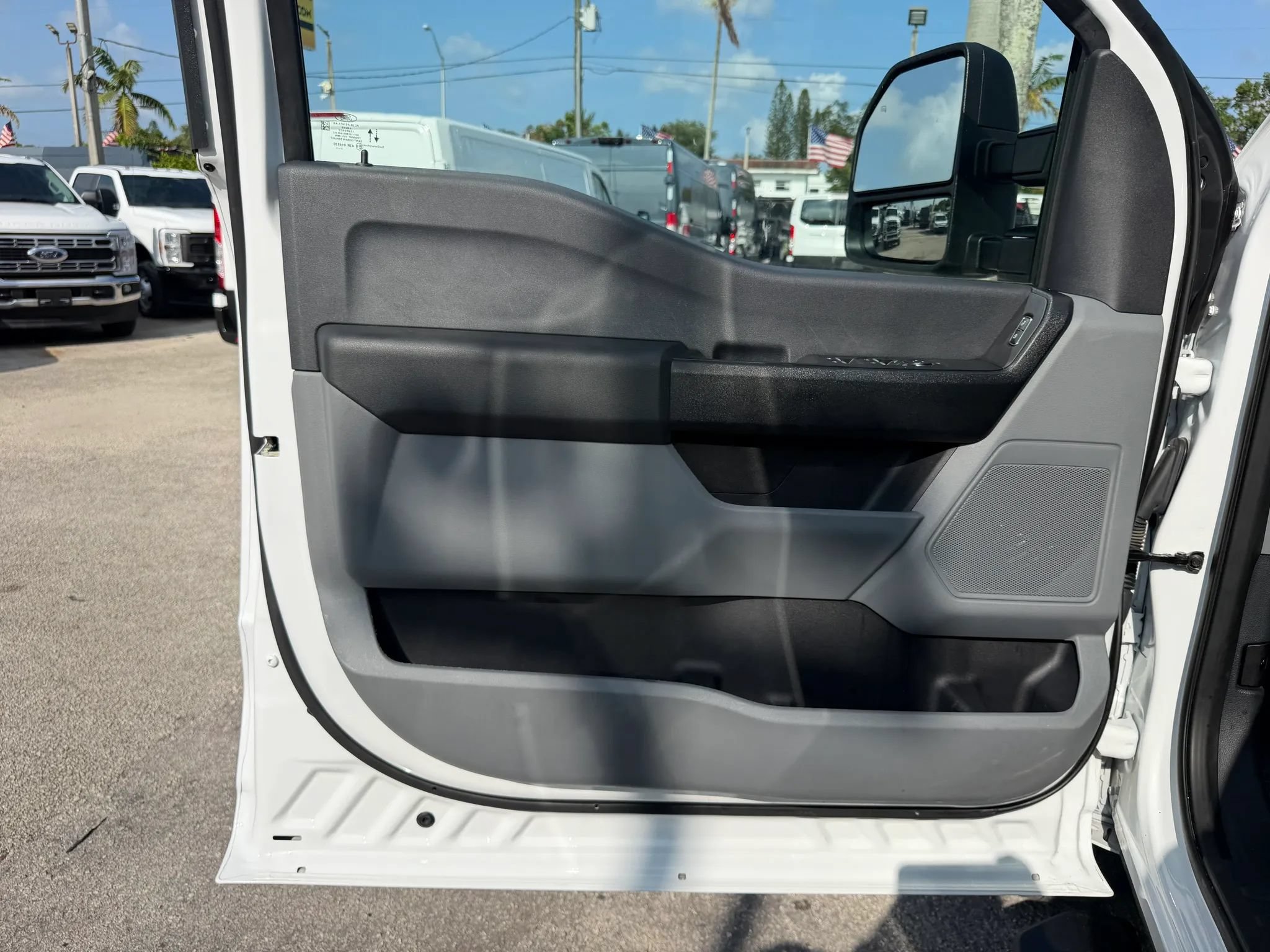 Used 2024 Ford F350 XL AWD/4WD image 9