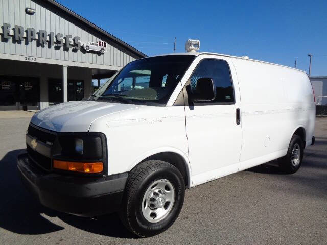 Used 2016 Chevrolet Express 2500 RWD image 1
