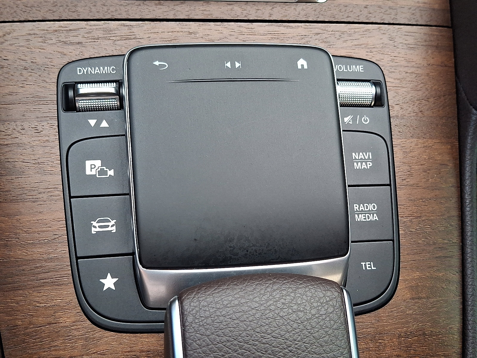 Used 2022 Mercedes-Benz GLS 450 4MATIC image 25