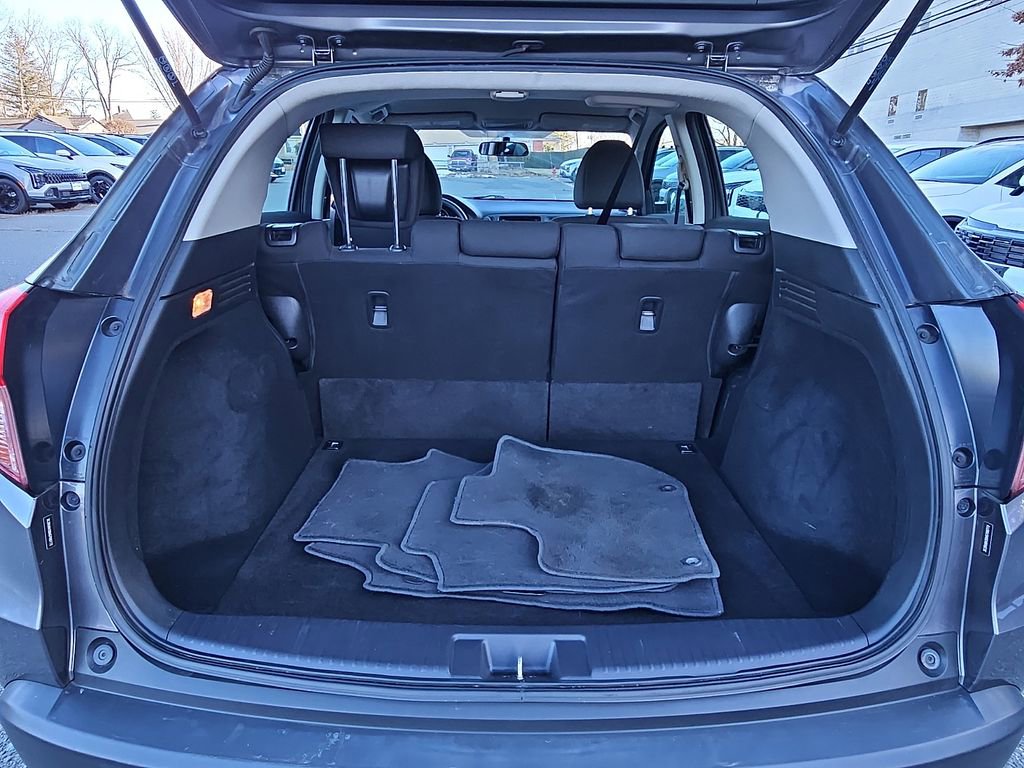 Used 2017 Honda HR-V LX image 28