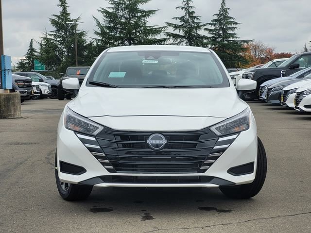 New 2025 Nissan Versa SV w/ Trunk Package FWD image 3