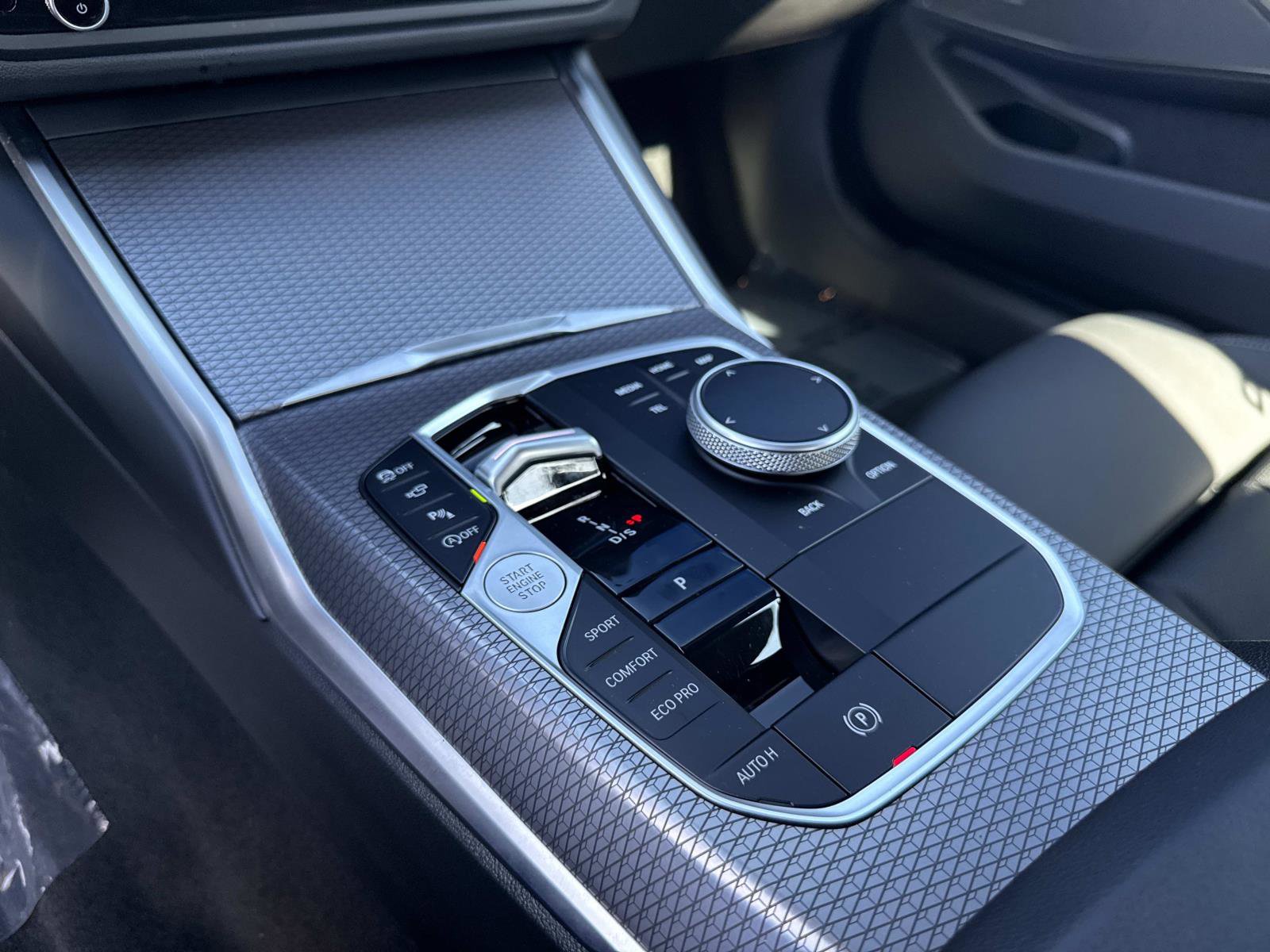 Used 2025 BMW M340i image 27