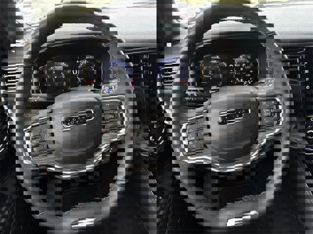 Used 2024 Jeep Wagoneer L Series II image 13