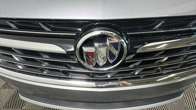 Used 2023 Buick Envision Essence AWD/4WD image 8