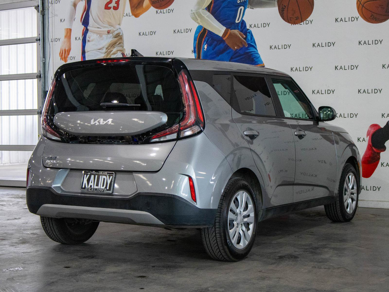 Used 2024 Kia Soul LX image 24