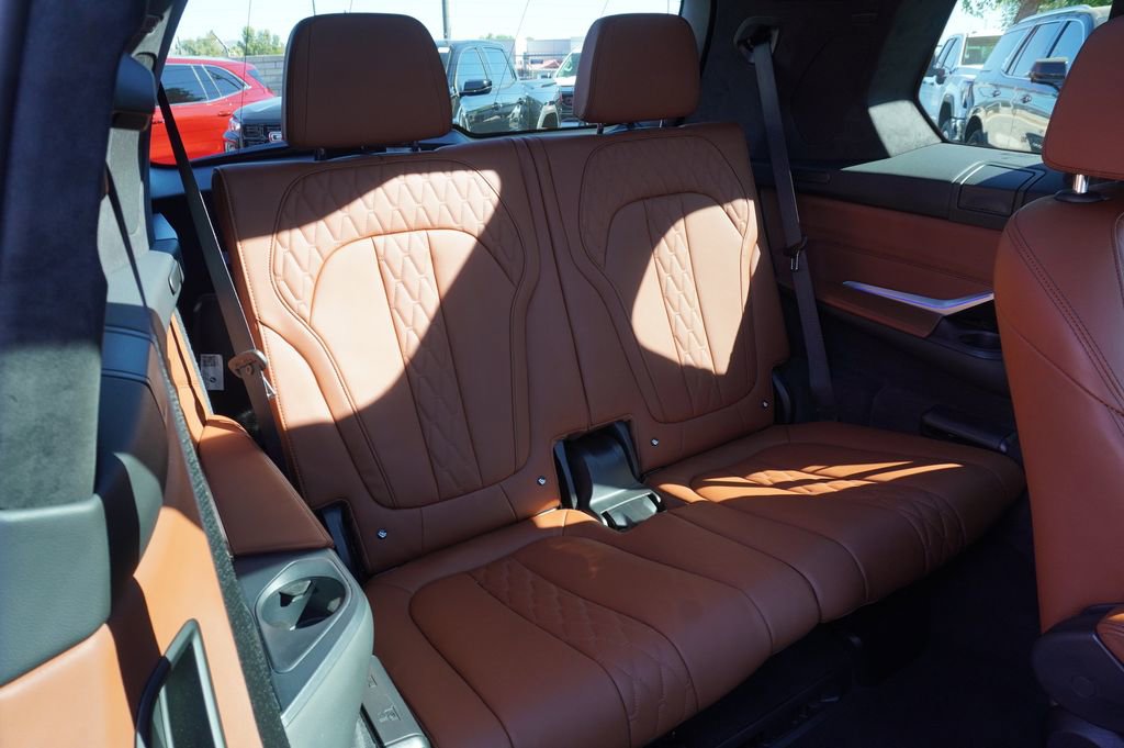 Used 2023 BMW X7 M60i w/ Executive Package image 10