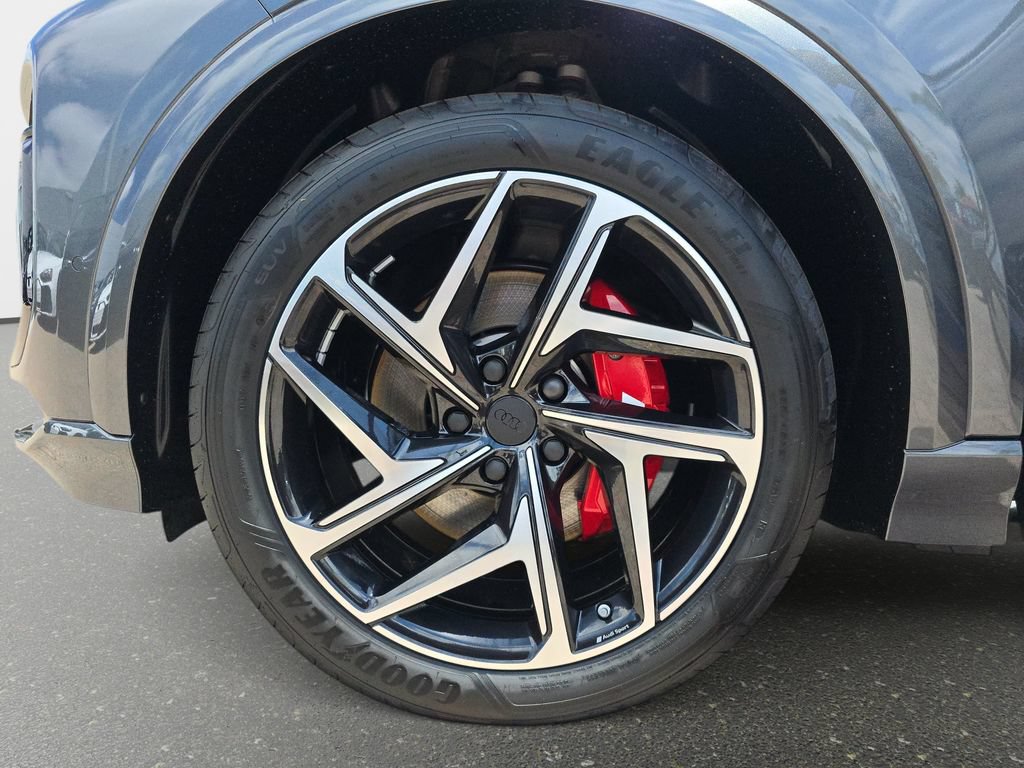New 2027 Audi SQ6 e-tron Premium Plus AWD/4WD image 33