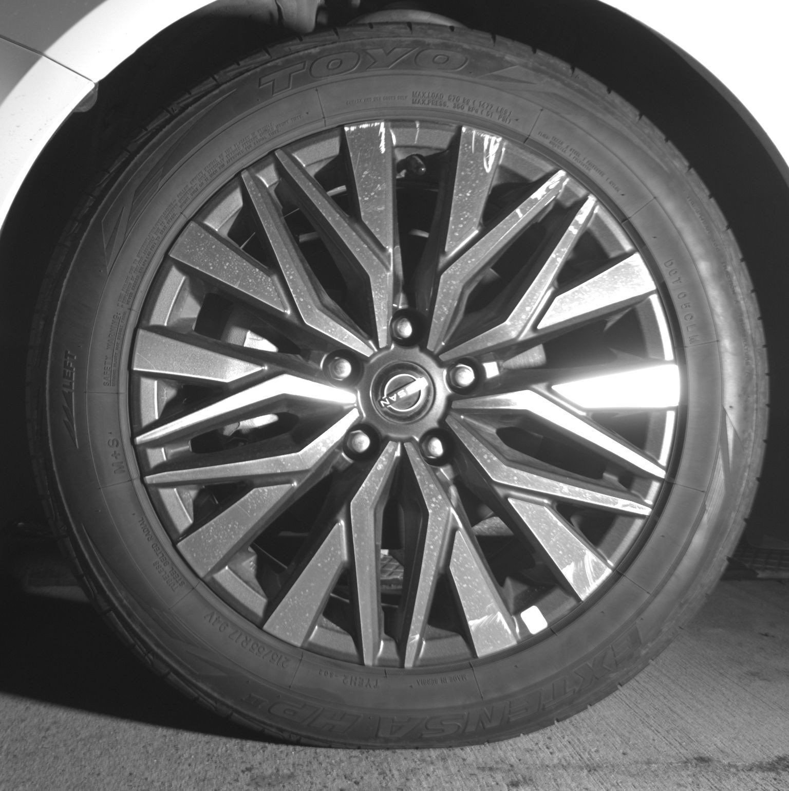 Used 2025 Nissan Altima 2.5 SV FWD image 11