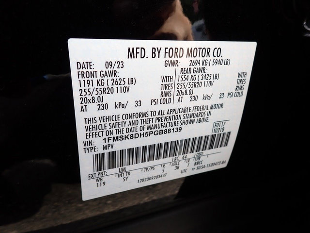 Certified 2023 Ford Explorer XLT w/ Equipment Group 202A AWD/4WD image 14