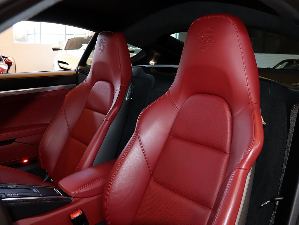 Used 2021 Porsche 718 Cayman GTS RWD image 37