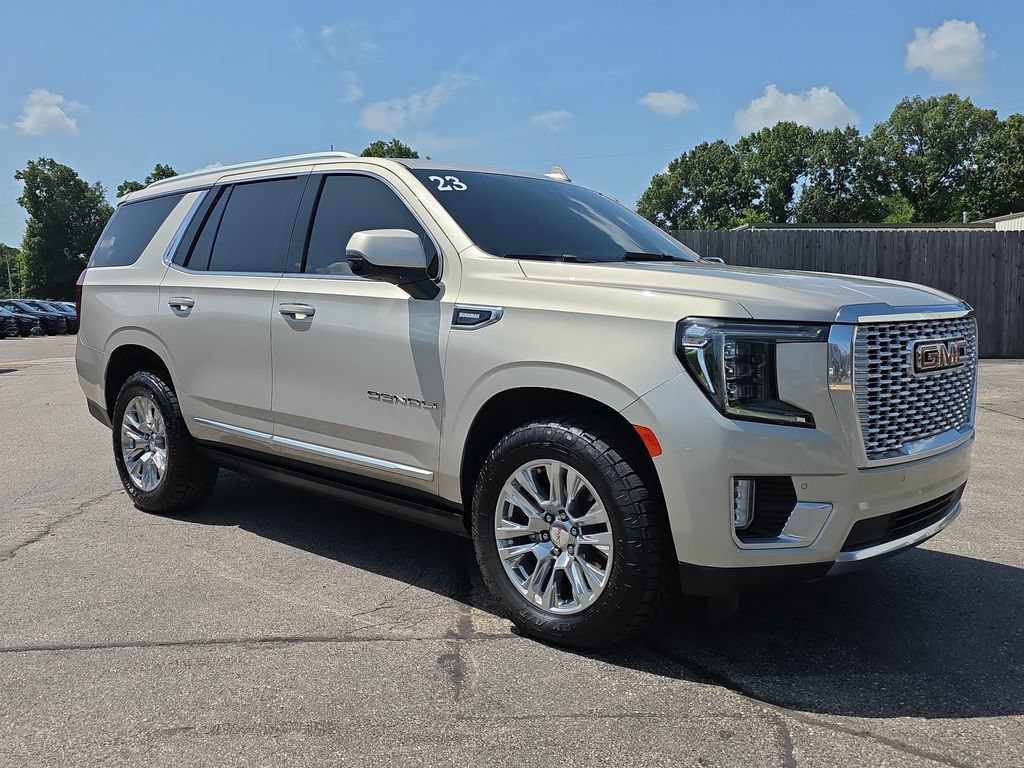 Used 2023 GMC Yukon Denali RWD image 7