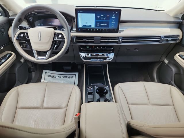 New 2024 Lincoln Corsair AWD w/ Equipment Group 102A image 11