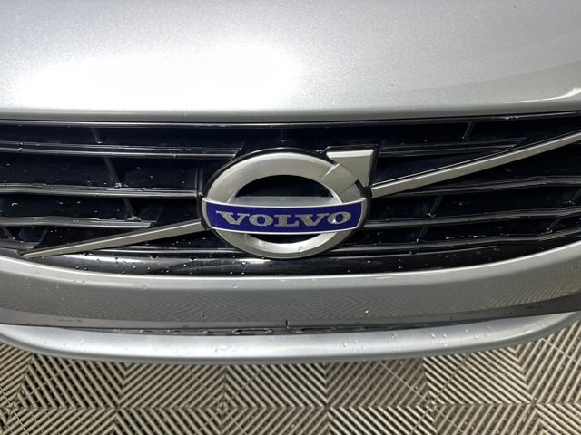 Used 2018 Volvo S60 T5 Dynamic w/ Protection Package image 9