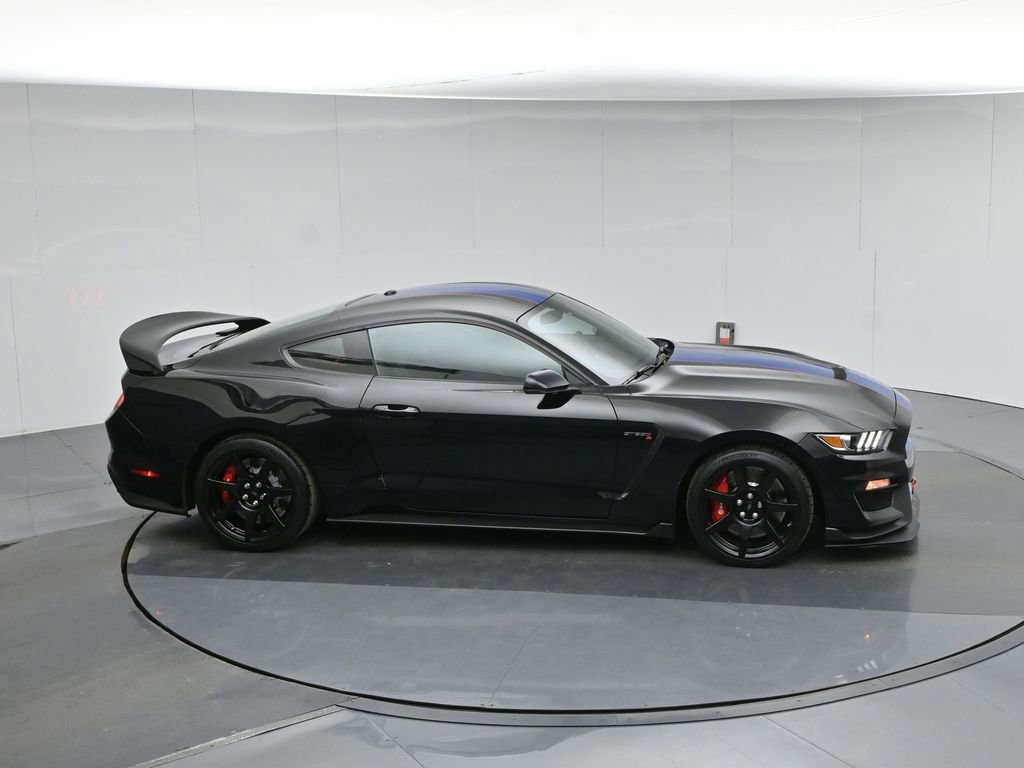 Certified 2017 Ford Mustang Shelby GT350R w/ GT350R Equipment Group 920A RWD image 50