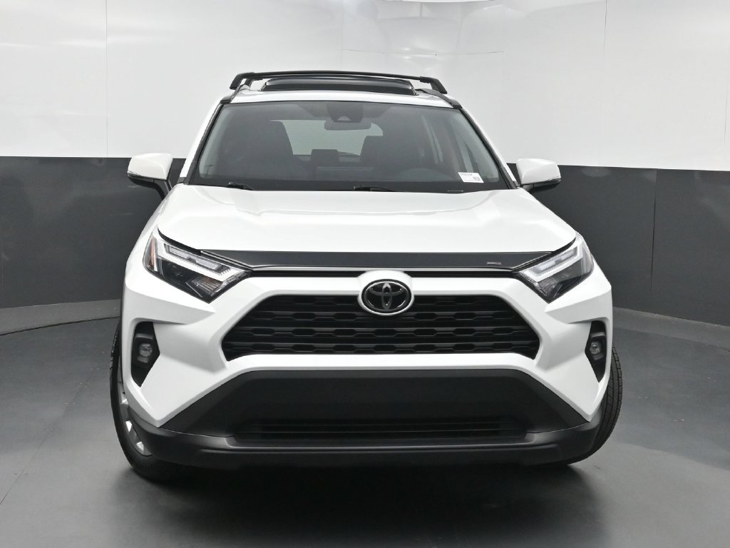 Used 2024 Toyota RAV4 XLE Premium FWD image 39