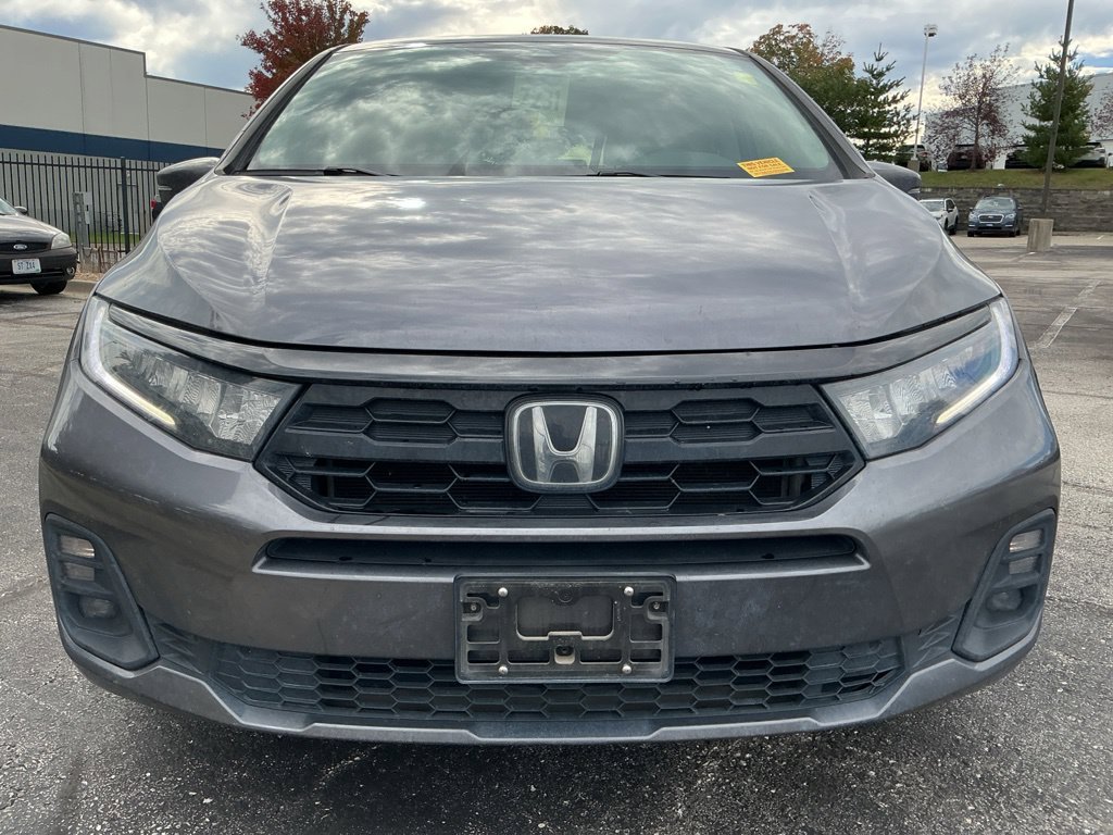 Used 2025 Honda Odyssey Touring image 17