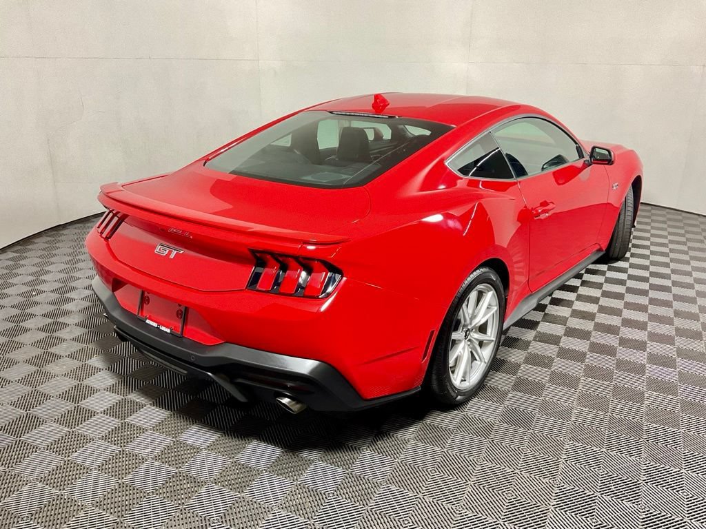 Used 2025 Ford Mustang GT Premium RWD image 18