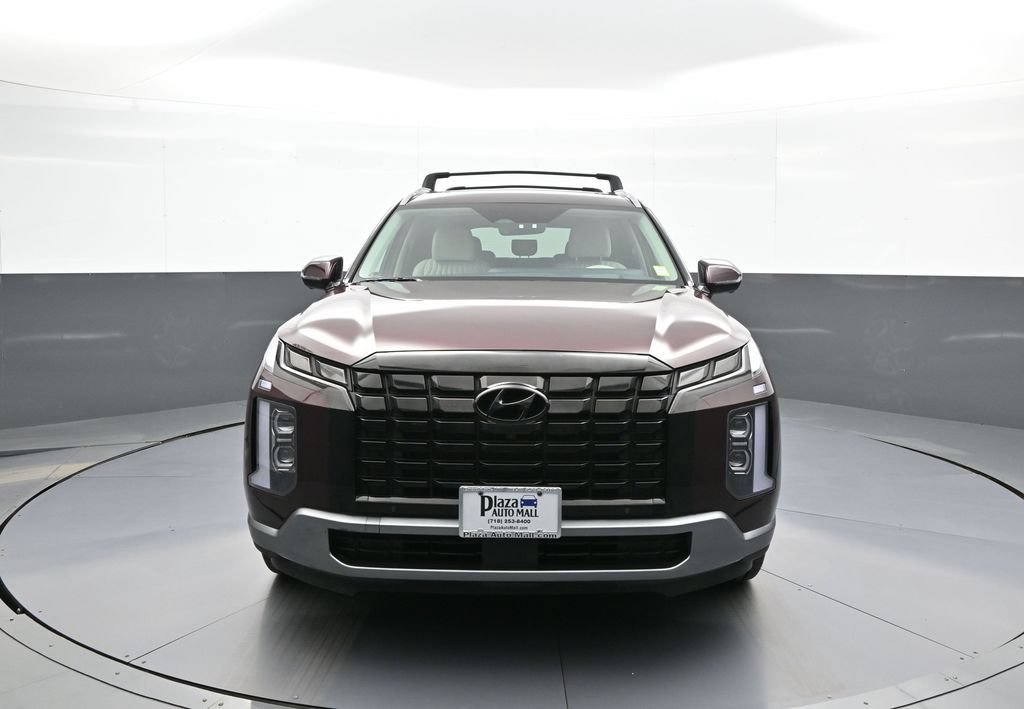 Used 2024 Hyundai Palisade Limited AWD/4WD image 2