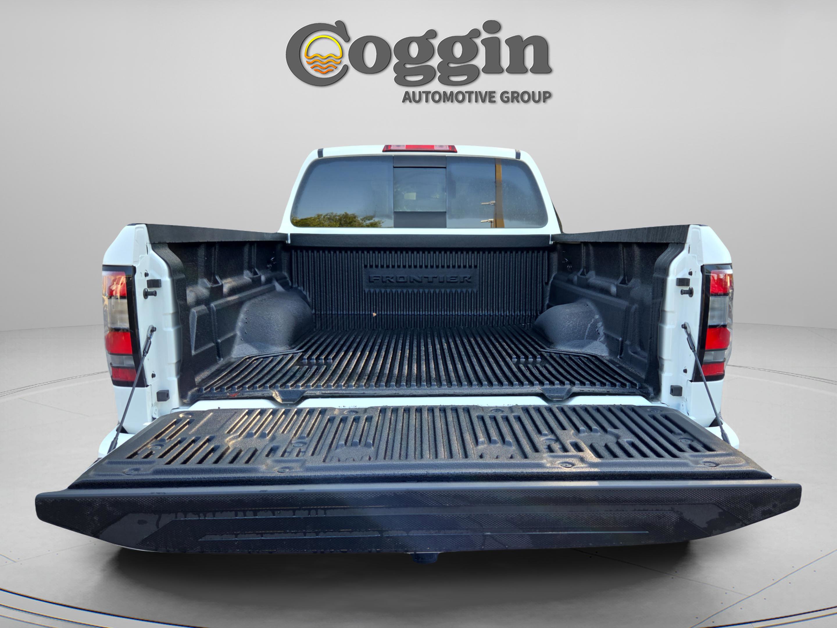 Certified 2026 Nissan Frontier SV w/ All-Weather Content Package RWD image 13