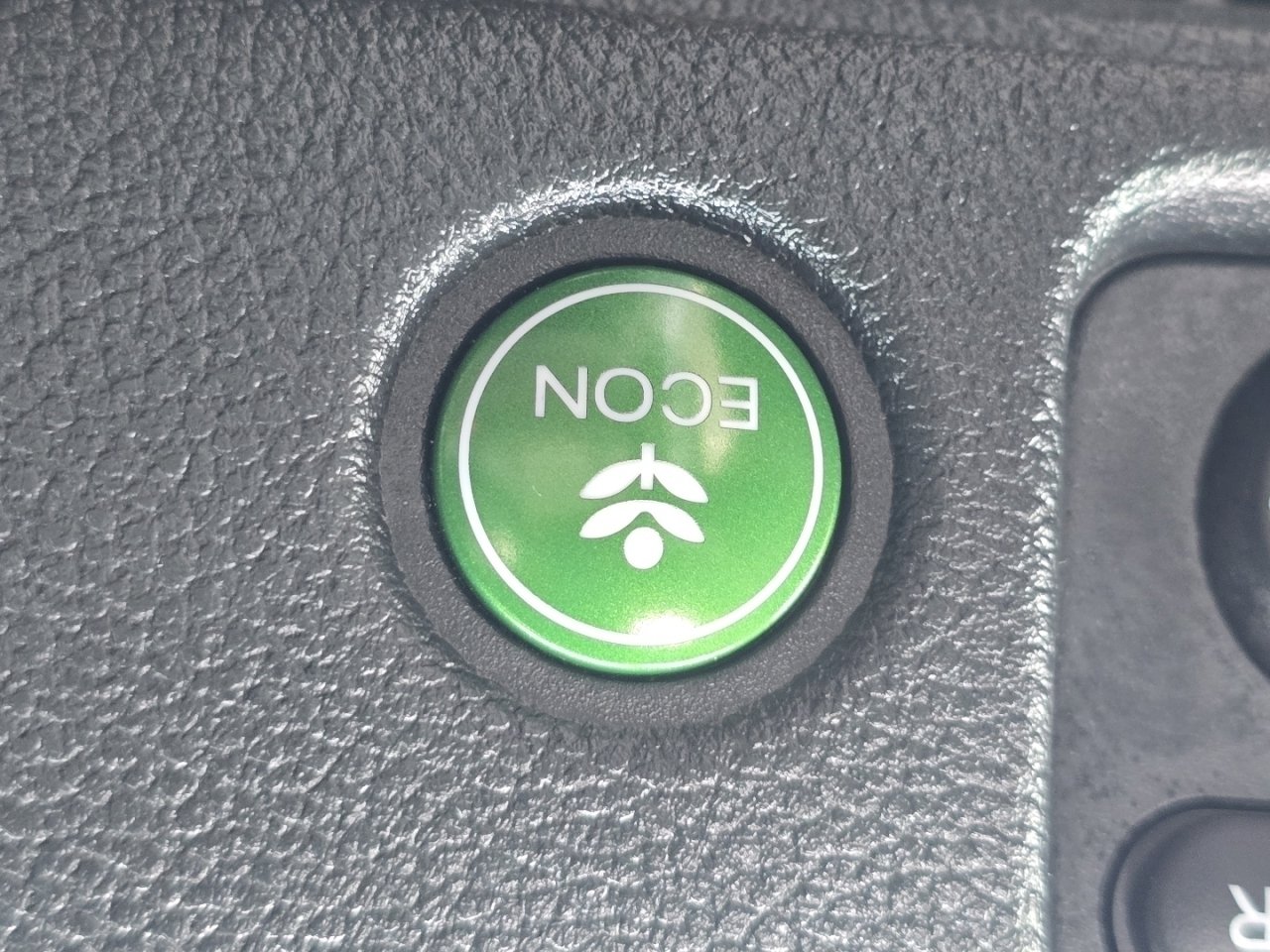 Certified 2023 Honda Ridgeline Black Edition image 11