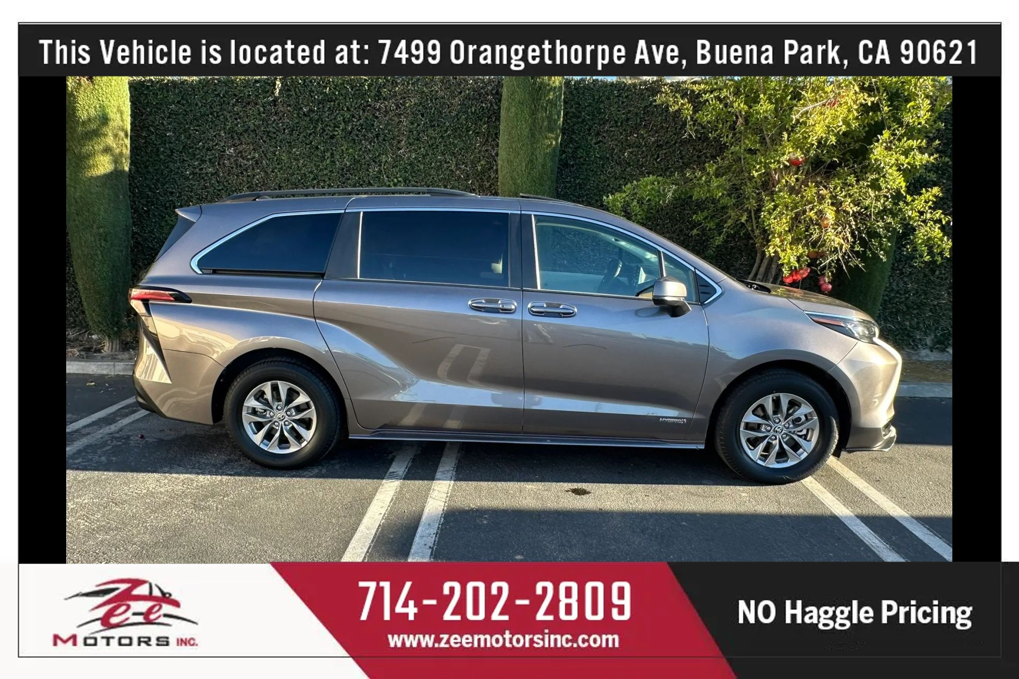 Used 2021 Toyota Sienna LE w/ LE Plus Package FWD image 5