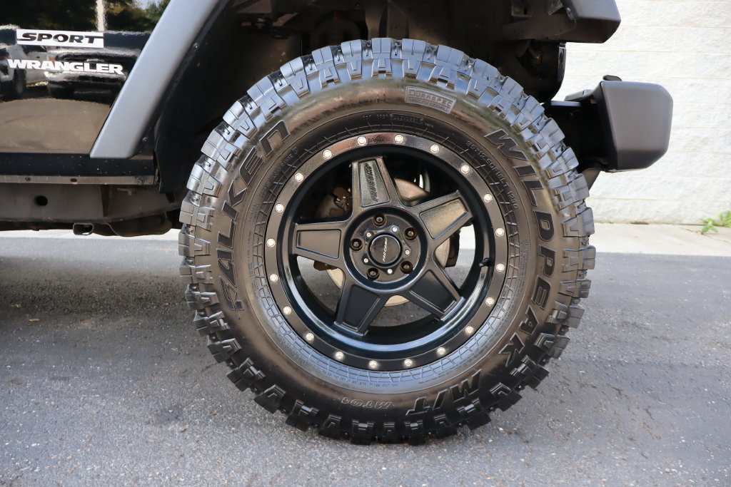 Used 2015 Jeep Wrangler Sport w/ Trailer Tow Group AWD/4WD image 9