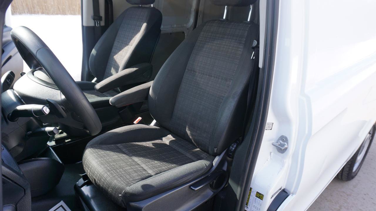 Used 2020 Mercedes-Benz Metris w/ Driver Efficiency Package image 18