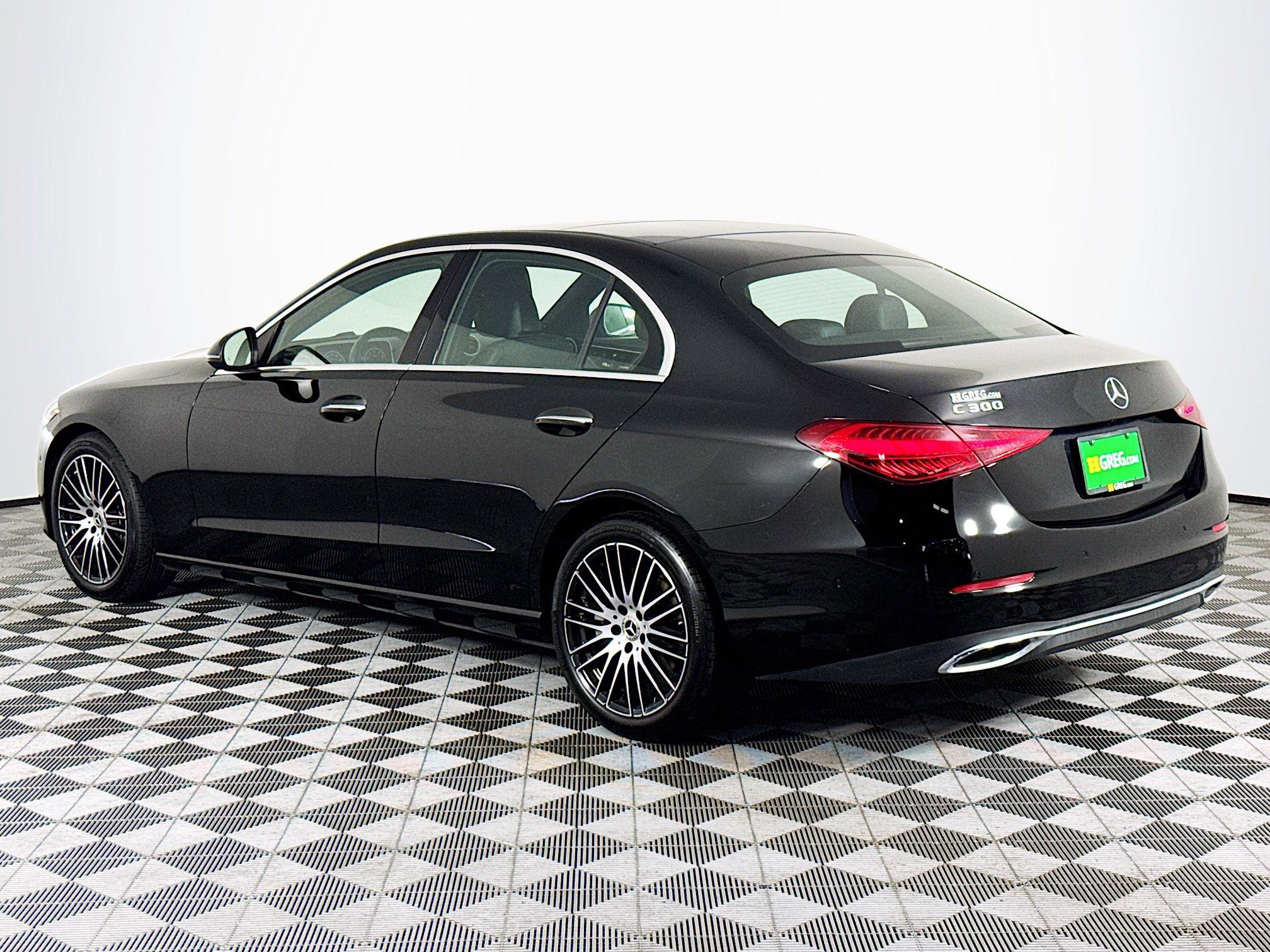Used 2024 Mercedes-Benz C 300 Sedan image 6