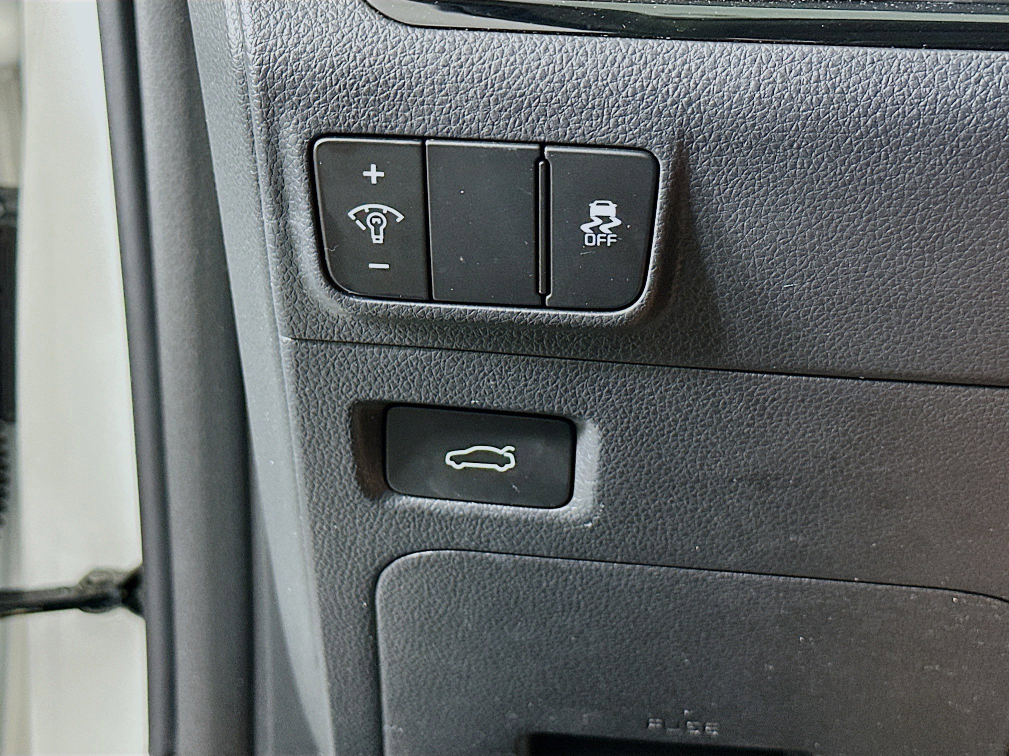 Used 2025 Kia K5 LXS FWD image 17