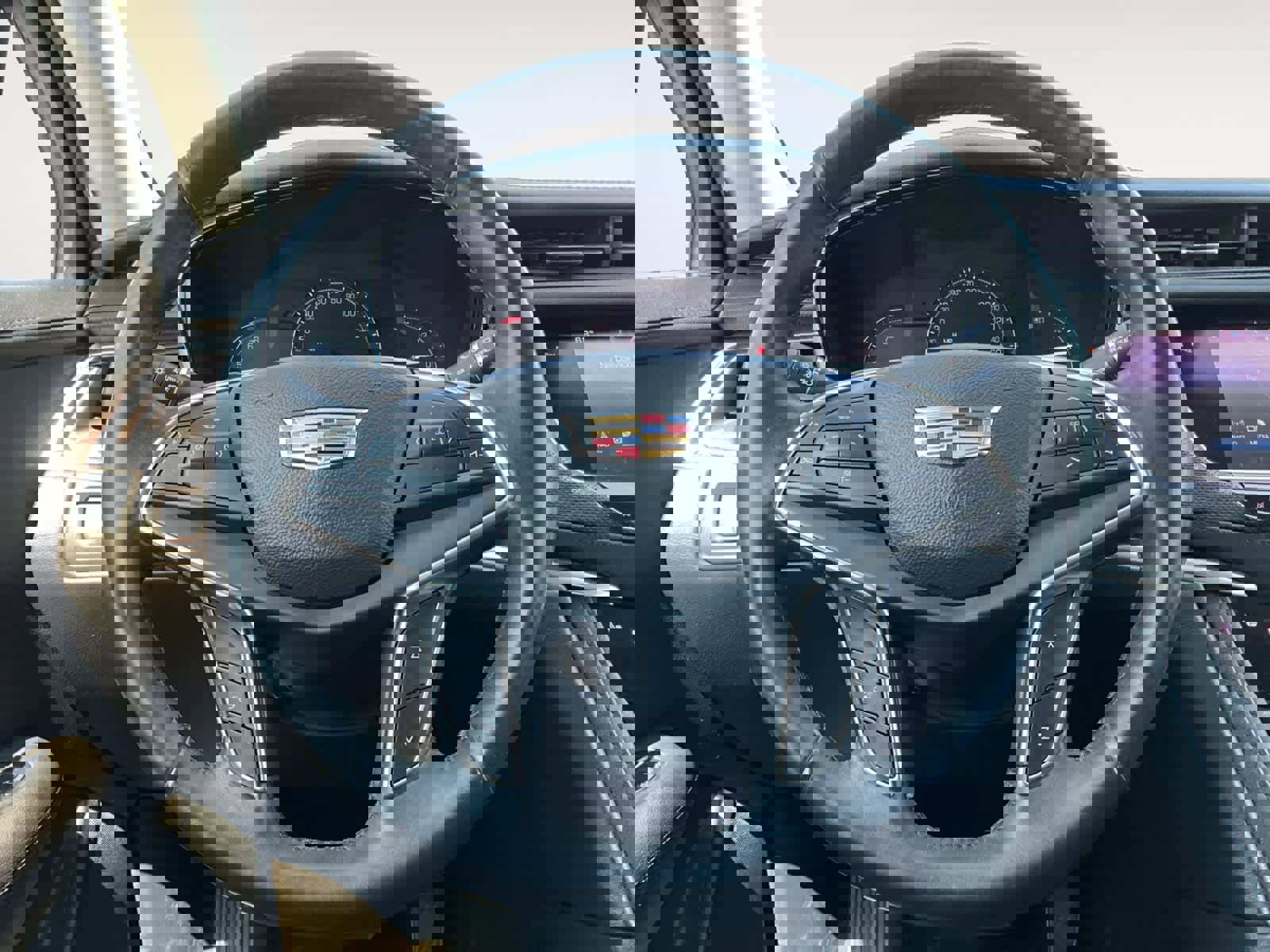 Used 2017 Cadillac XT5 Luxury image 17