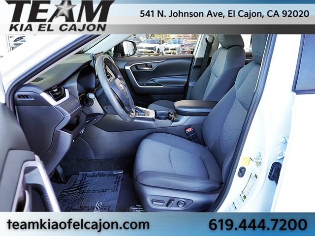 Used 2021 Toyota RAV4 XLE w/ Convenience Package AWD/4WD image 13