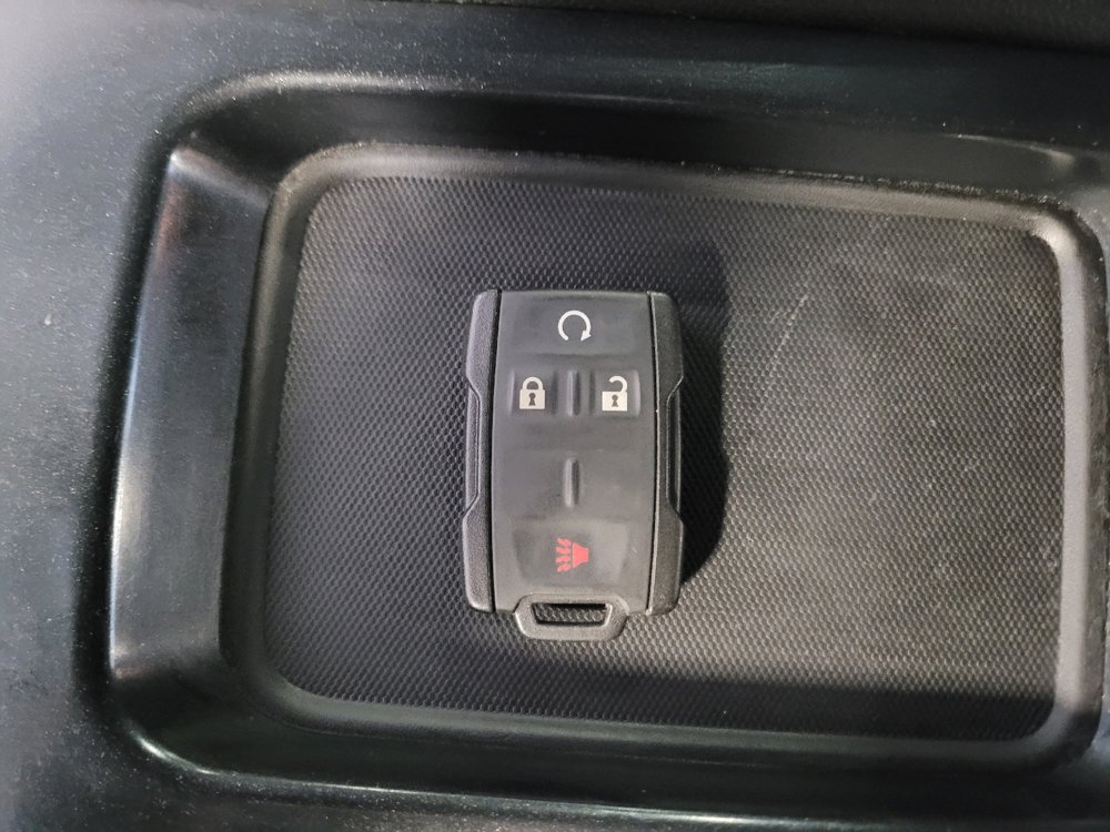 Used 2018 Chevrolet Silverado 1500 LT w/ LT Eassist Package RWD image 32