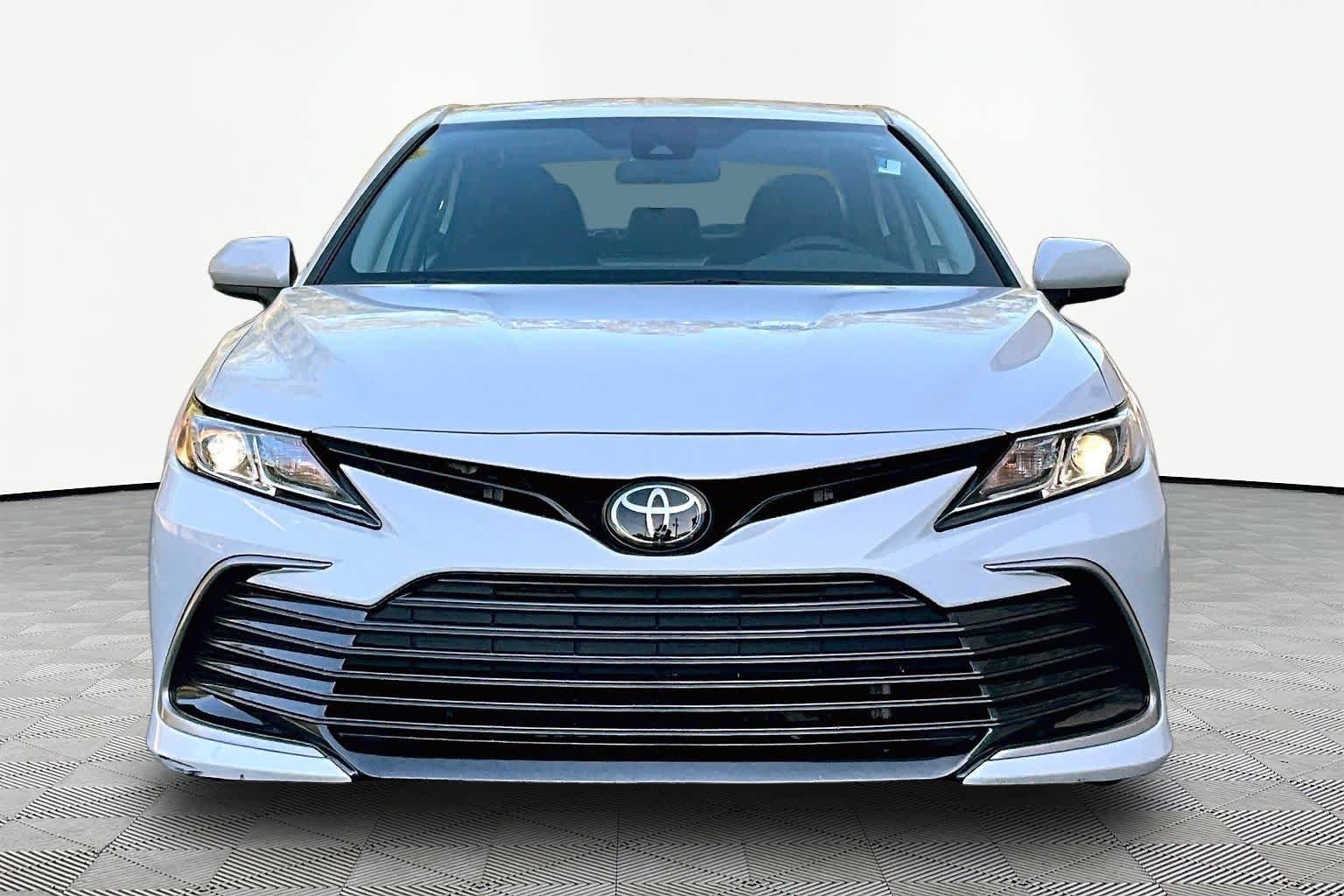 Certified 2023 Toyota Camry LE FWD image 4