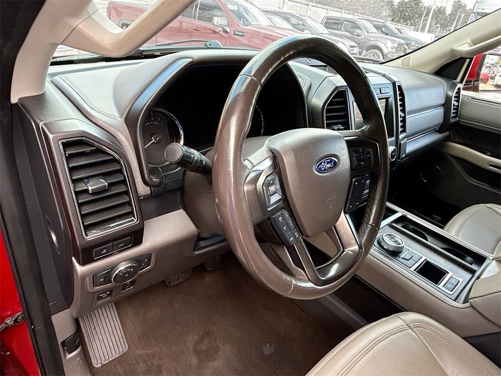 Used 2021 Ford Expedition Limited image 10