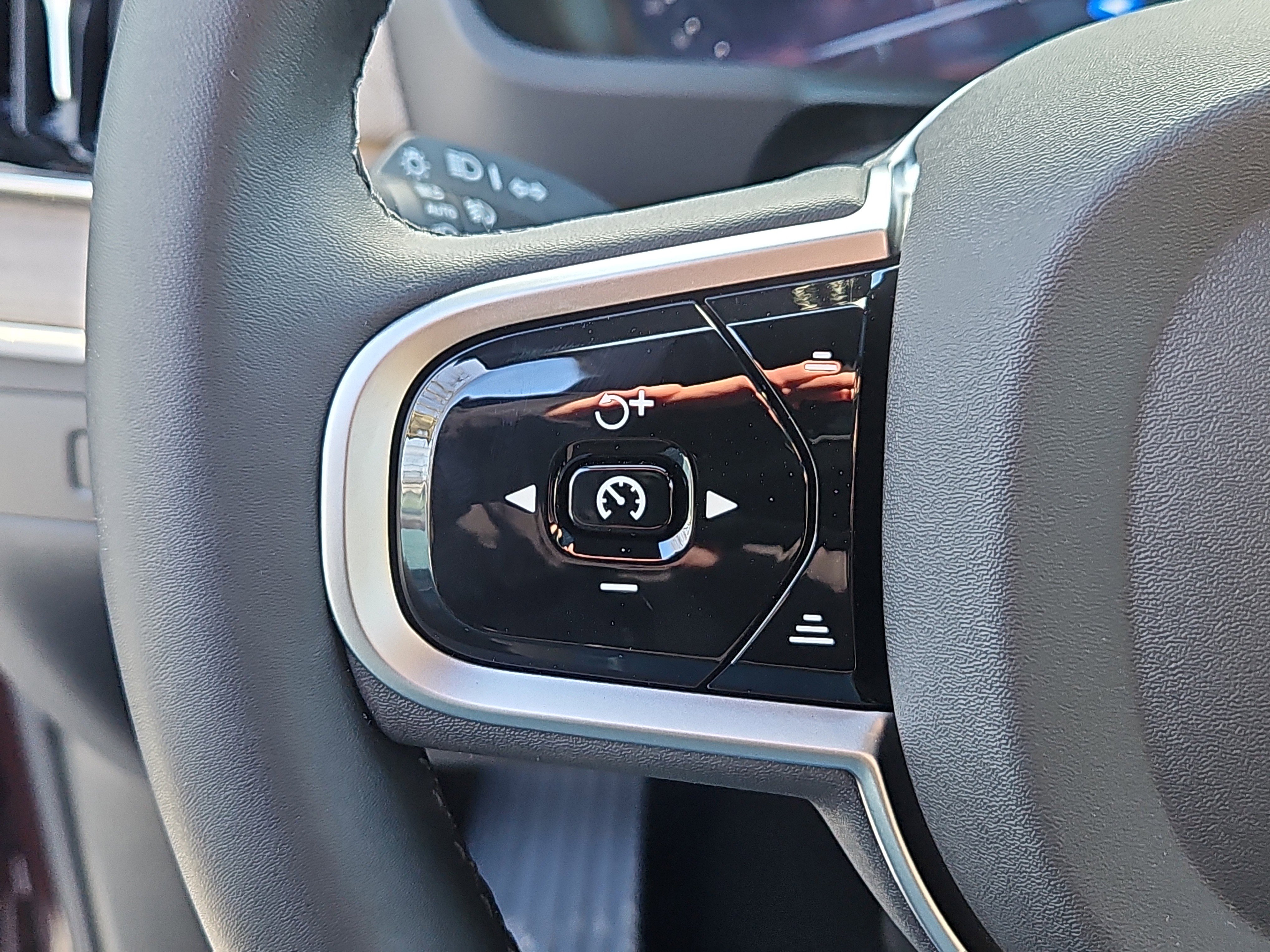 New 2026 Volvo XC90 T8 Ultra image 16