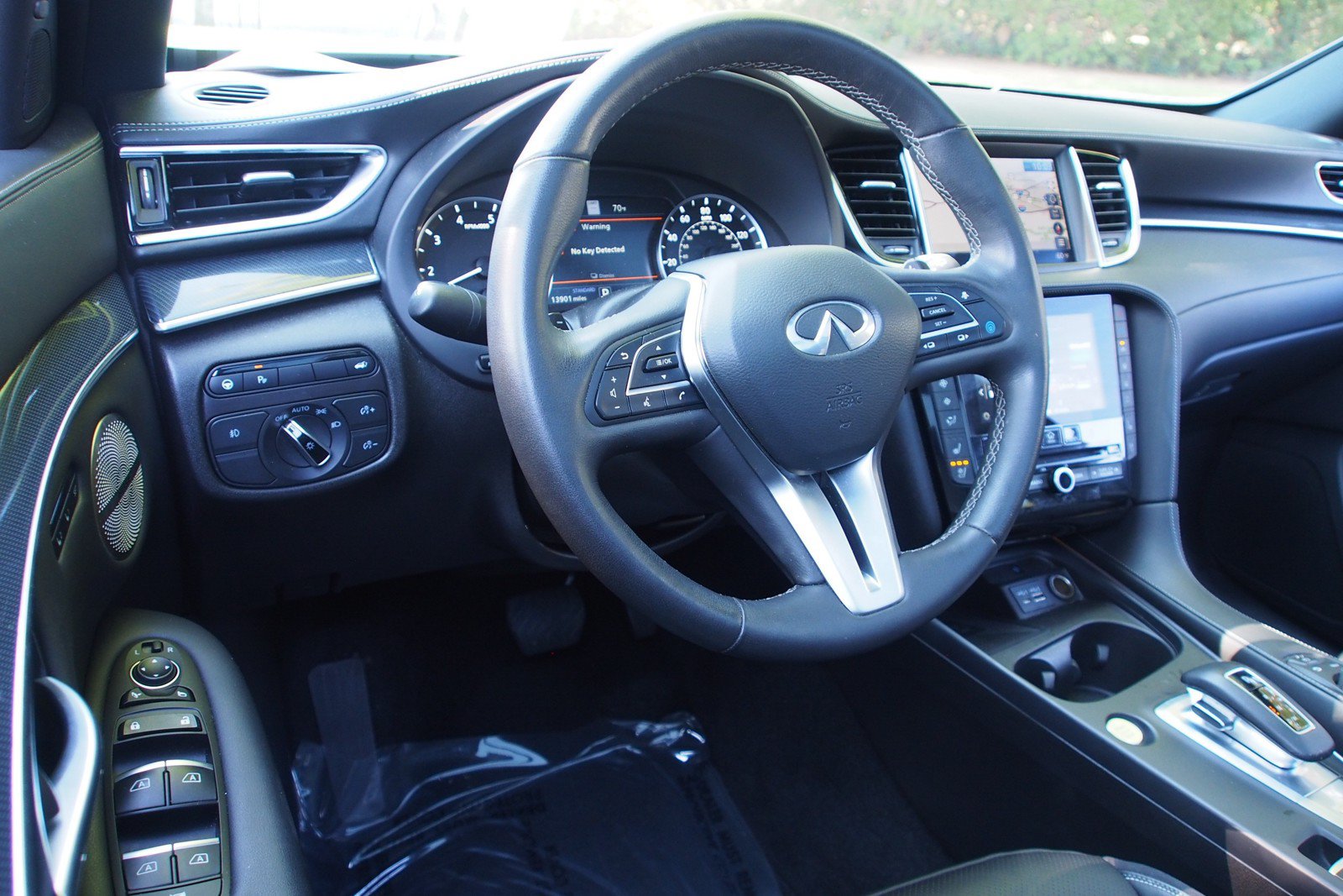 Used 2025 INFINITI QX50 Sport AWD/4WD image 17