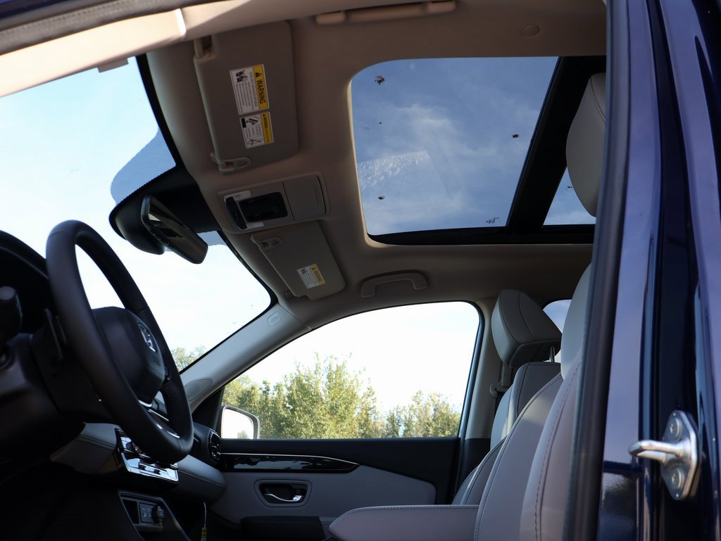 New 2025 Honda Pilot Touring image 24